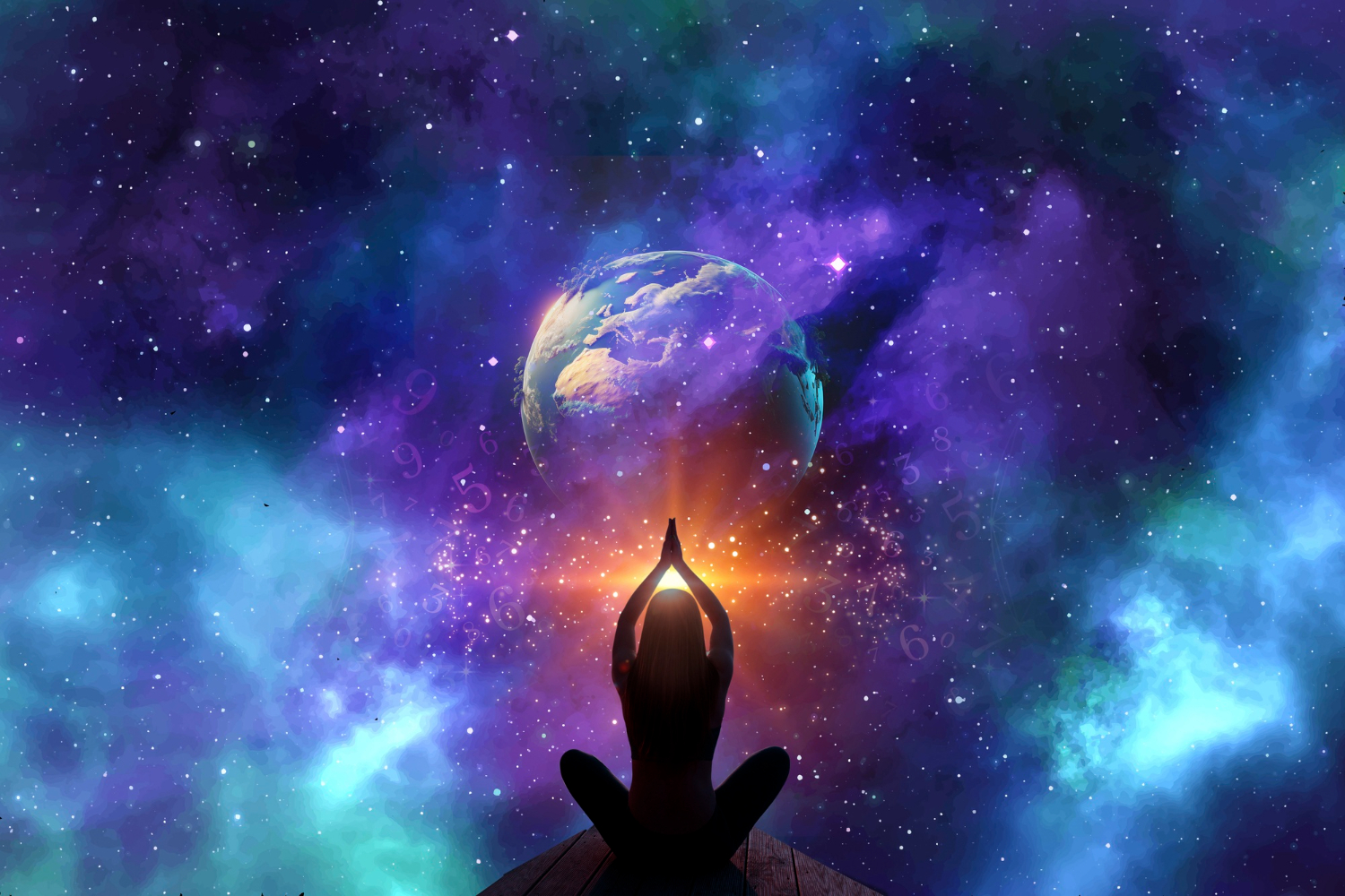Cartas de tarot sob a luz da lua cheia, representando a rela&ccedil;&atilde;o entre o tarot e as fases da Lua